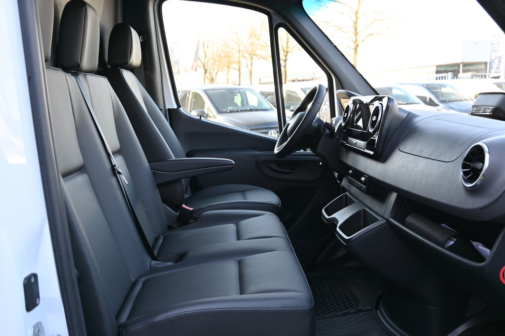 Mercedes-Benz eSprinter 6