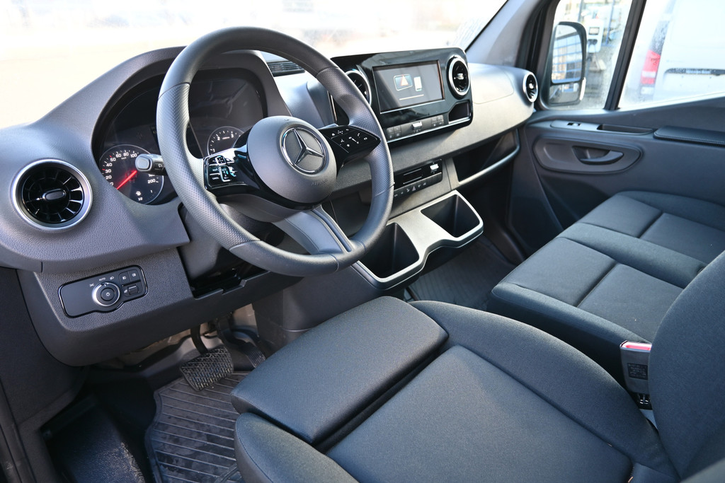 Mercedes-Benz Sprinter 3