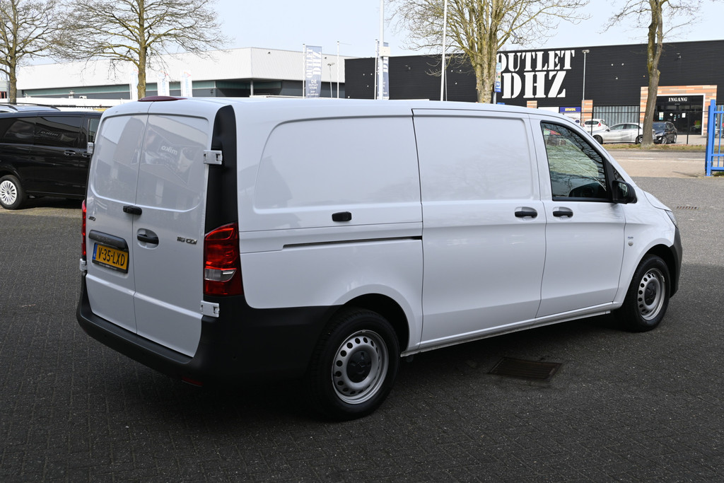 Mercedes-Benz Vito 2