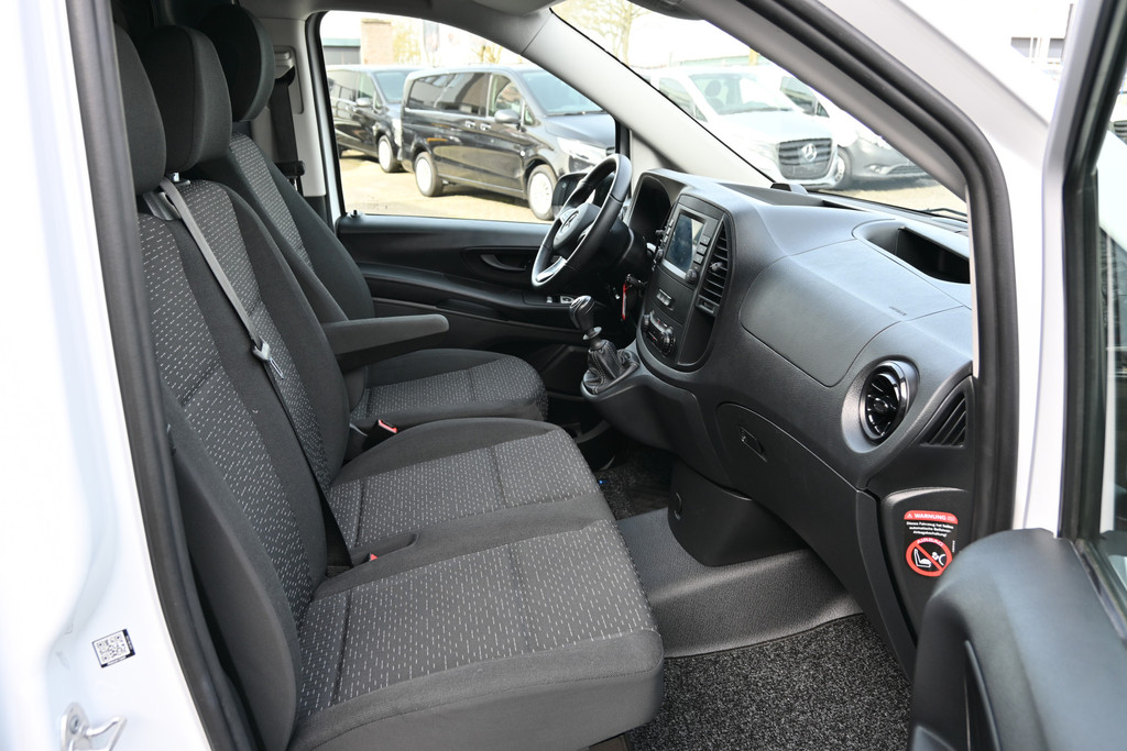Mercedes-Benz Vito 7