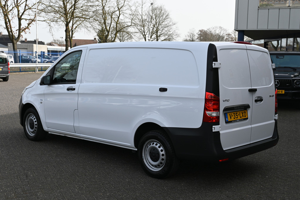Mercedes-Benz Vito 9