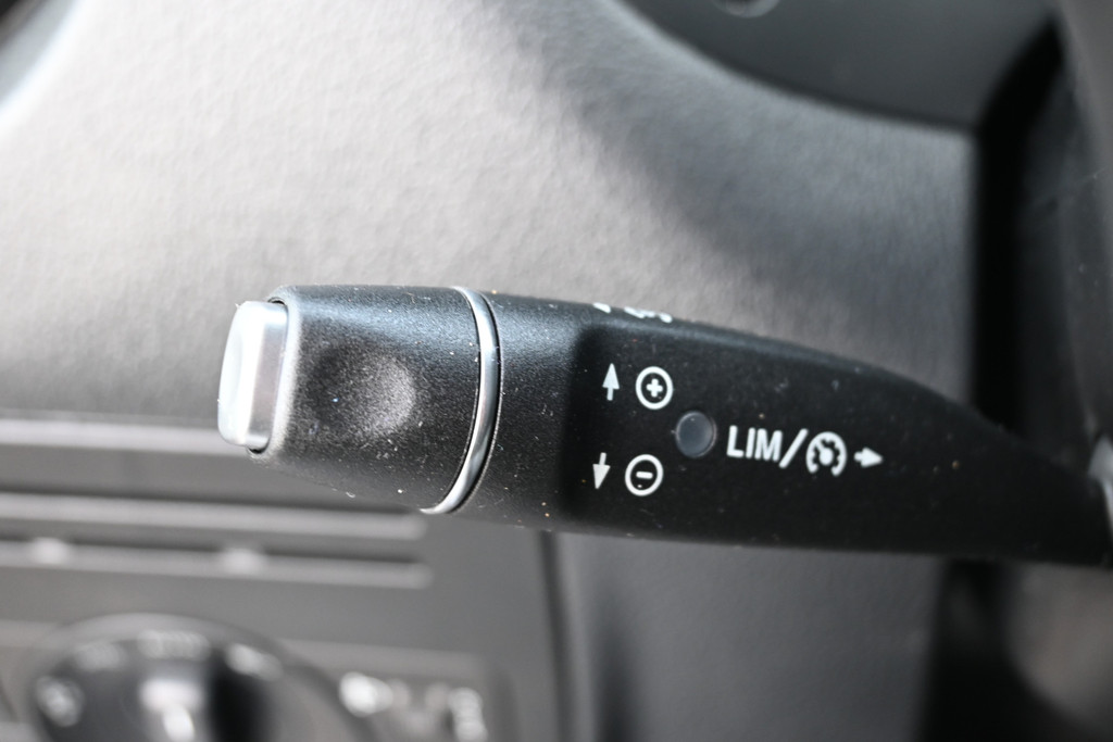 Mercedes-Benz Vito 13