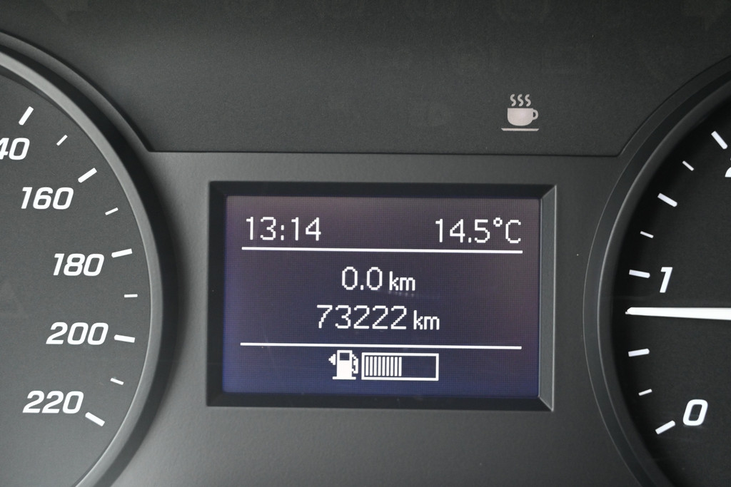 Mercedes-Benz Vito 14