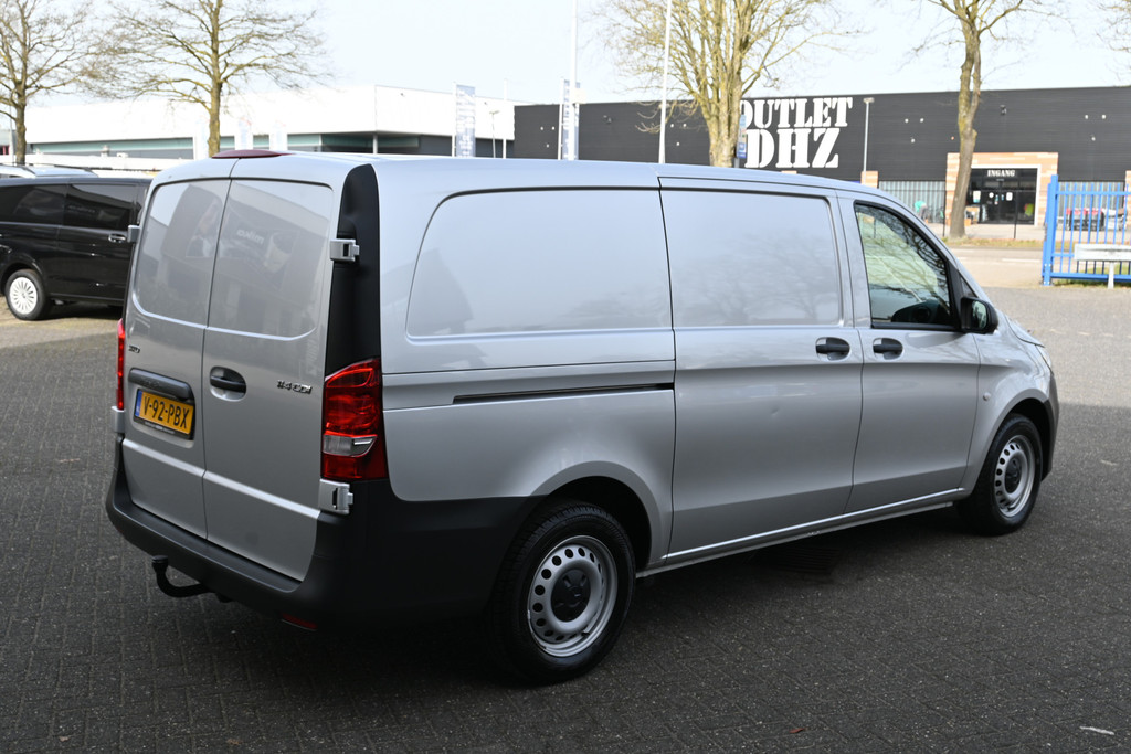 Mercedes-Benz Vito 2