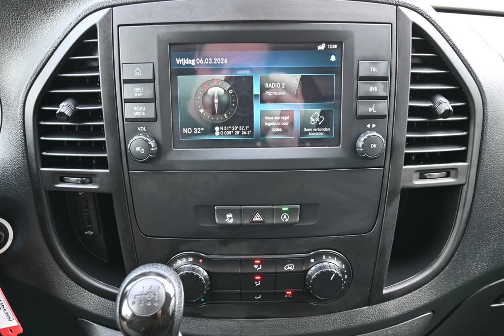 Mercedes-Benz Vito 4