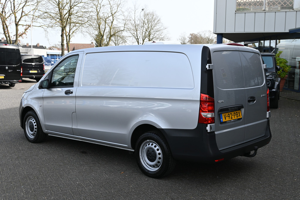 Mercedes-Benz Vito 8
