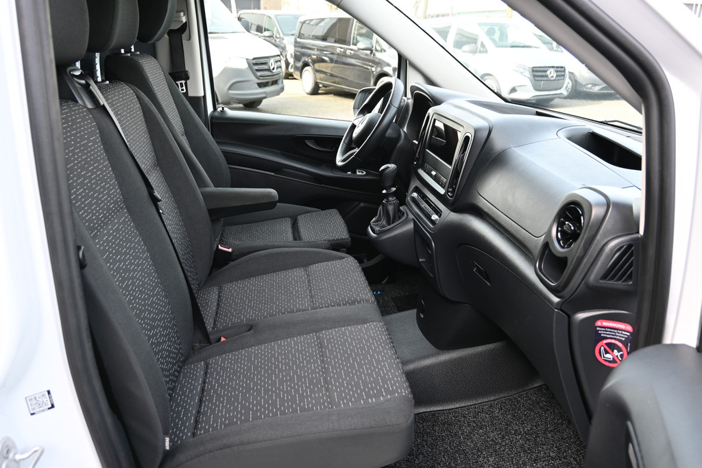 Mercedes-Benz Vito 7