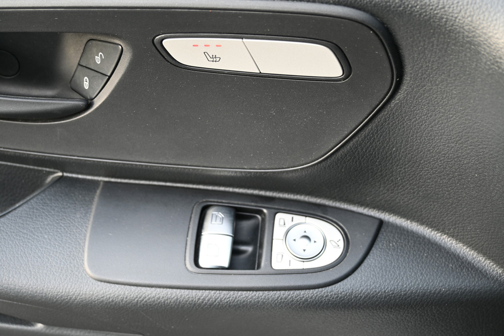 Mercedes-Benz Vito 15