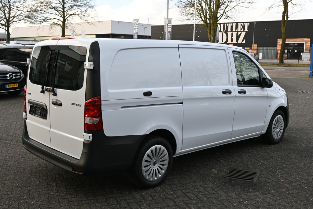 Mercedes-Benz Vito 2