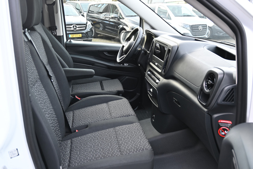 Mercedes-Benz Vito 7