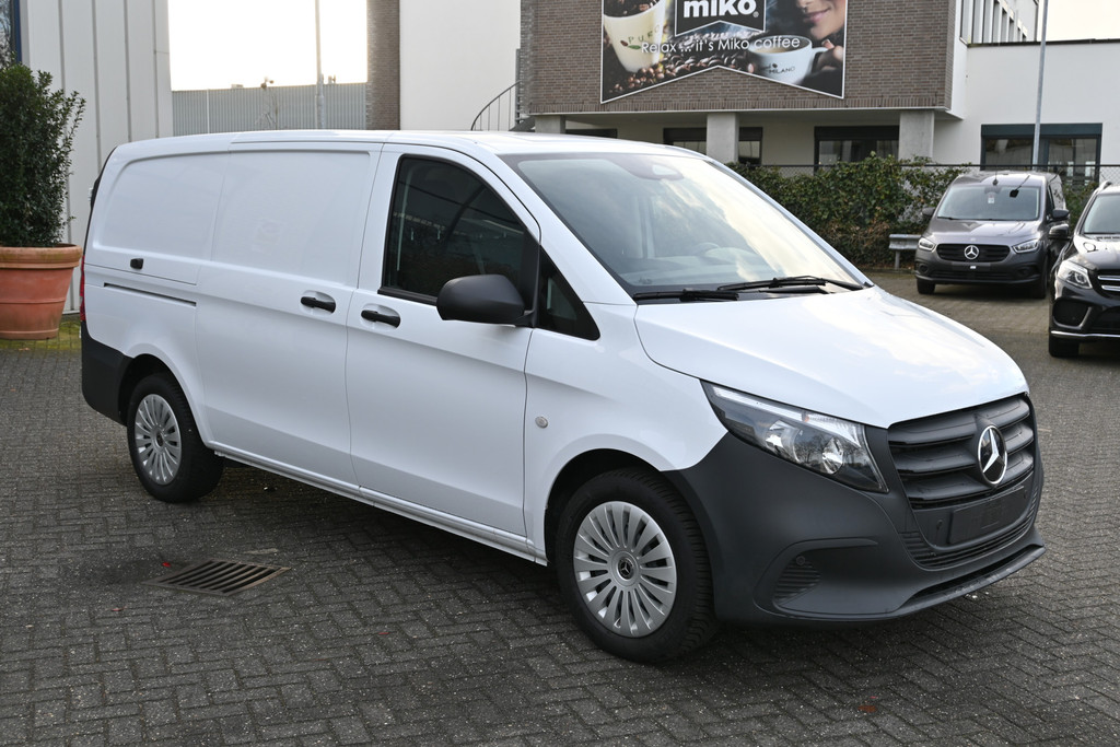 Mercedes-Benz Vito 8