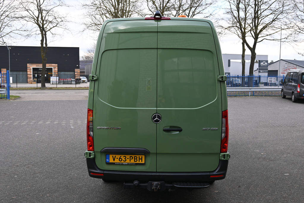Mercedes-Benz Sprinter 10