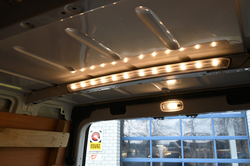 Mercedes-Benz Sprinter 12