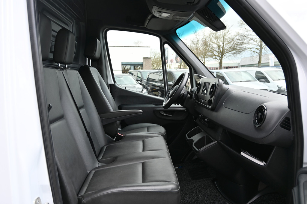 Mercedes-Benz Sprinter 7