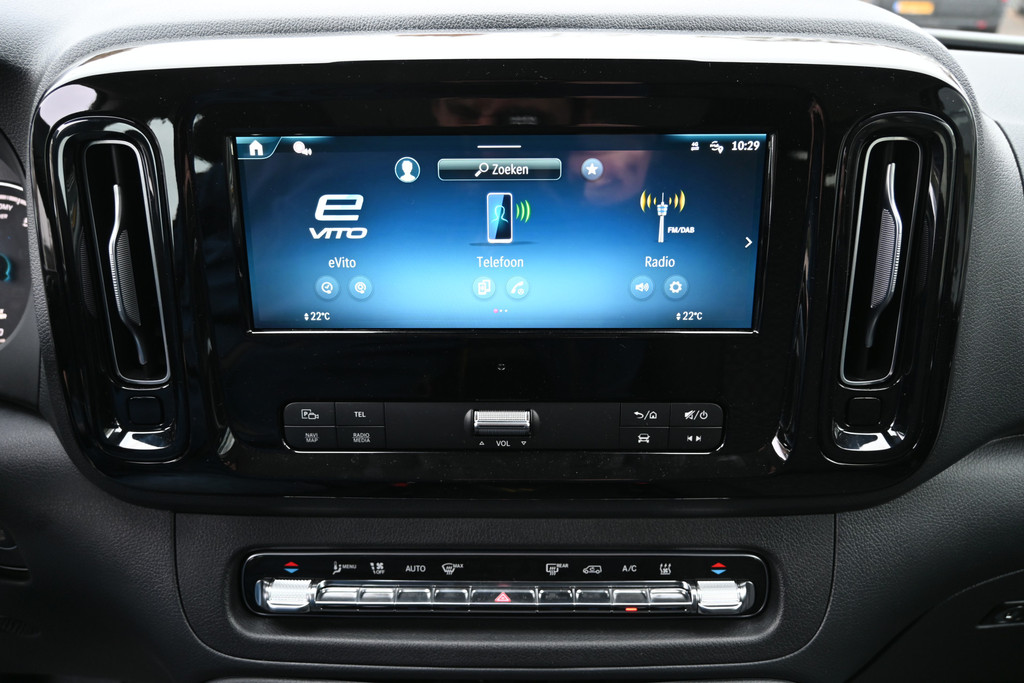 Mercedes-Benz EVITO TOURER 4