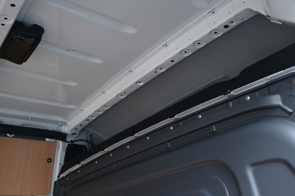 Mercedes-Benz Sprinter 12