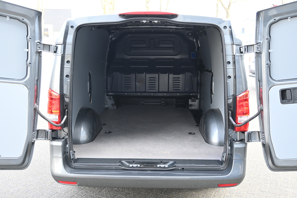 Mercedes-Benz eVito 10