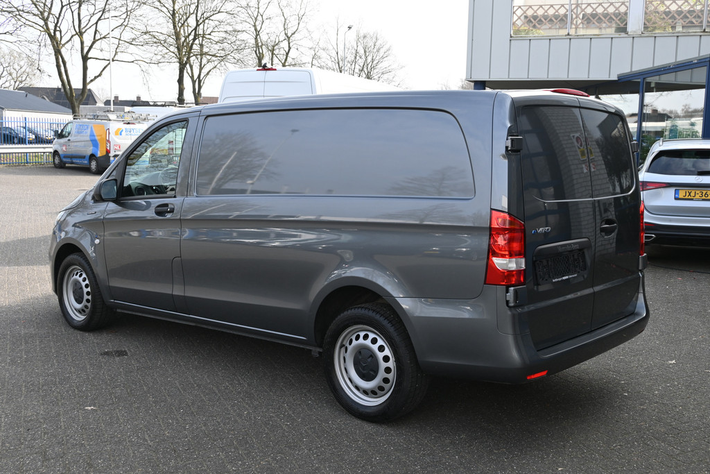 Mercedes-Benz eVito 11