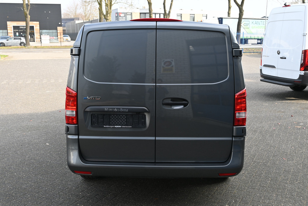 Mercedes-Benz eVito 9