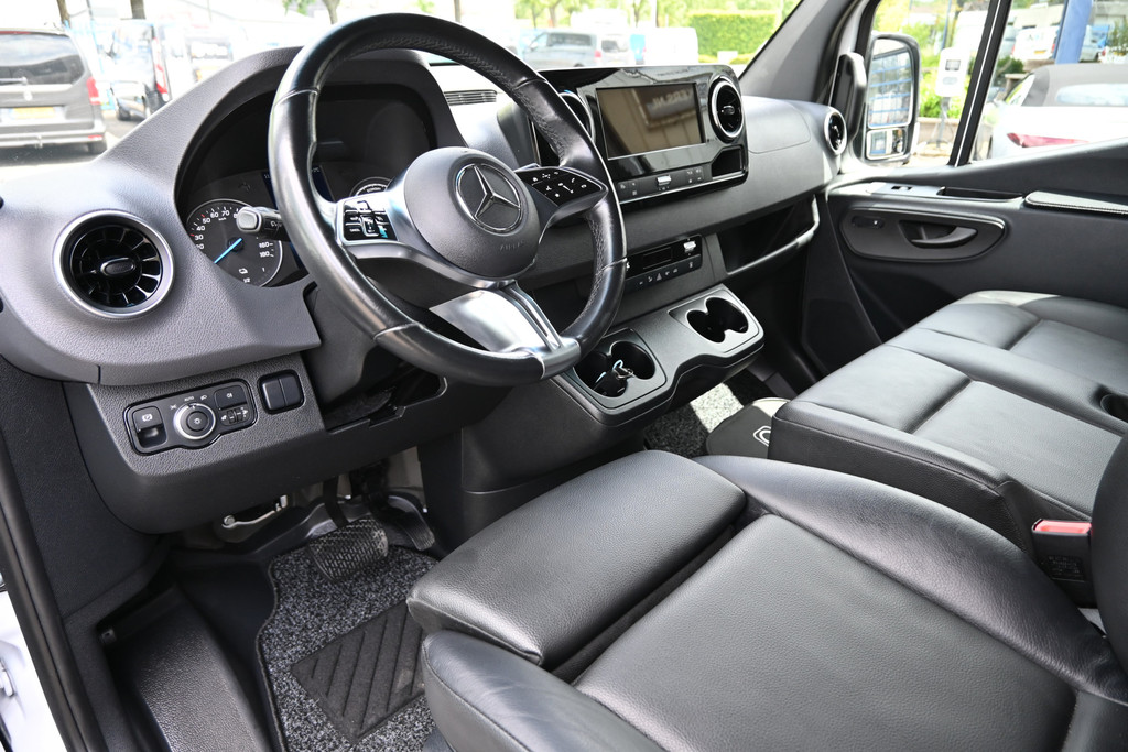 Mercedes-Benz eSprinter 3