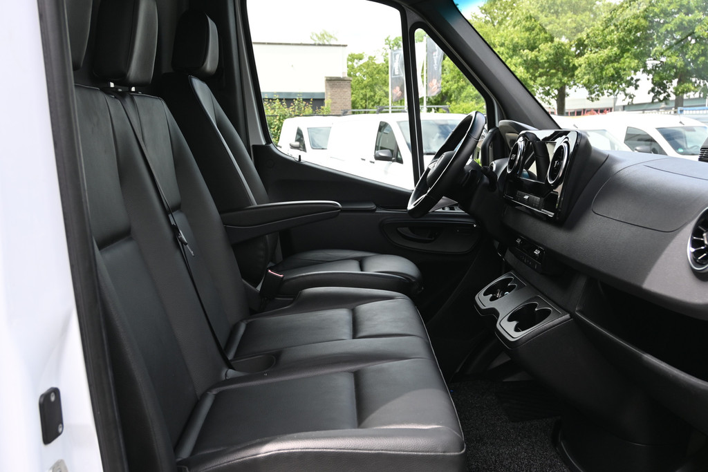 Mercedes-Benz eSprinter 6