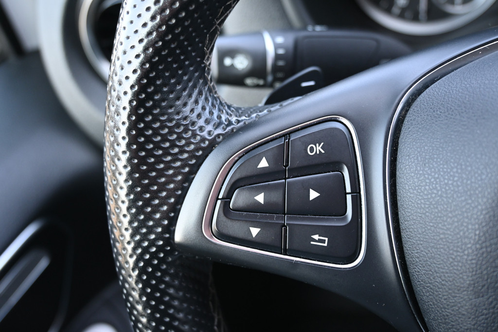 Mercedes-Benz eVito 12