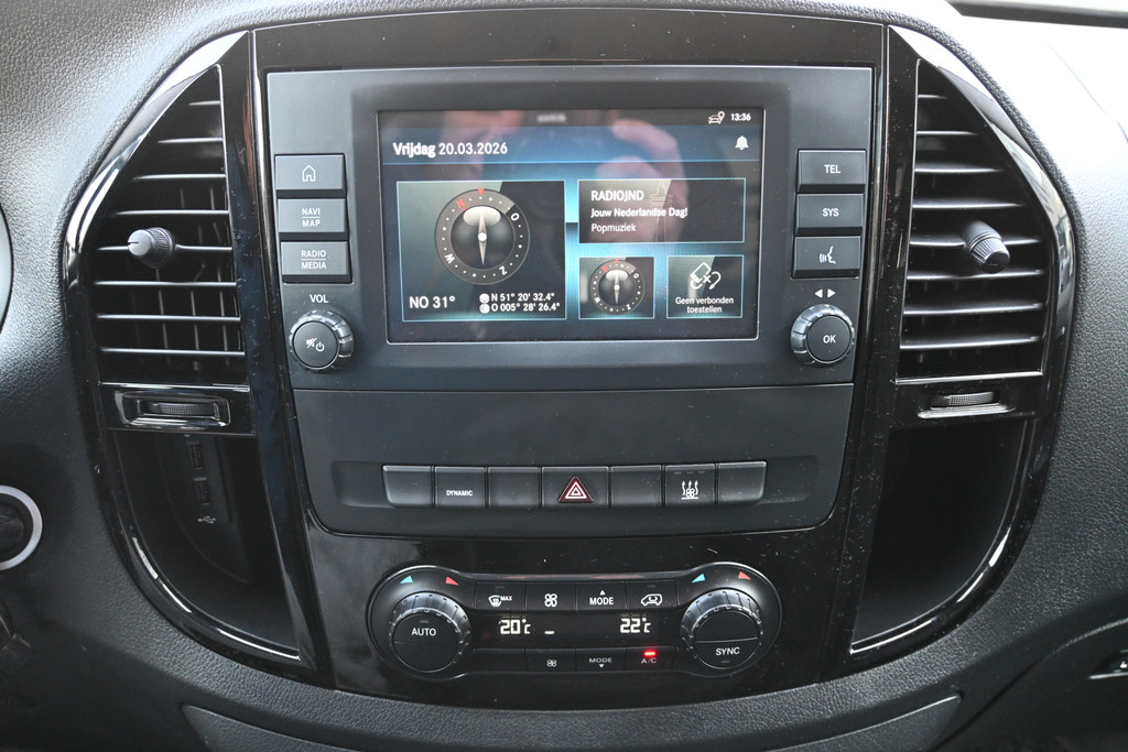 Mercedes-Benz eVito 4