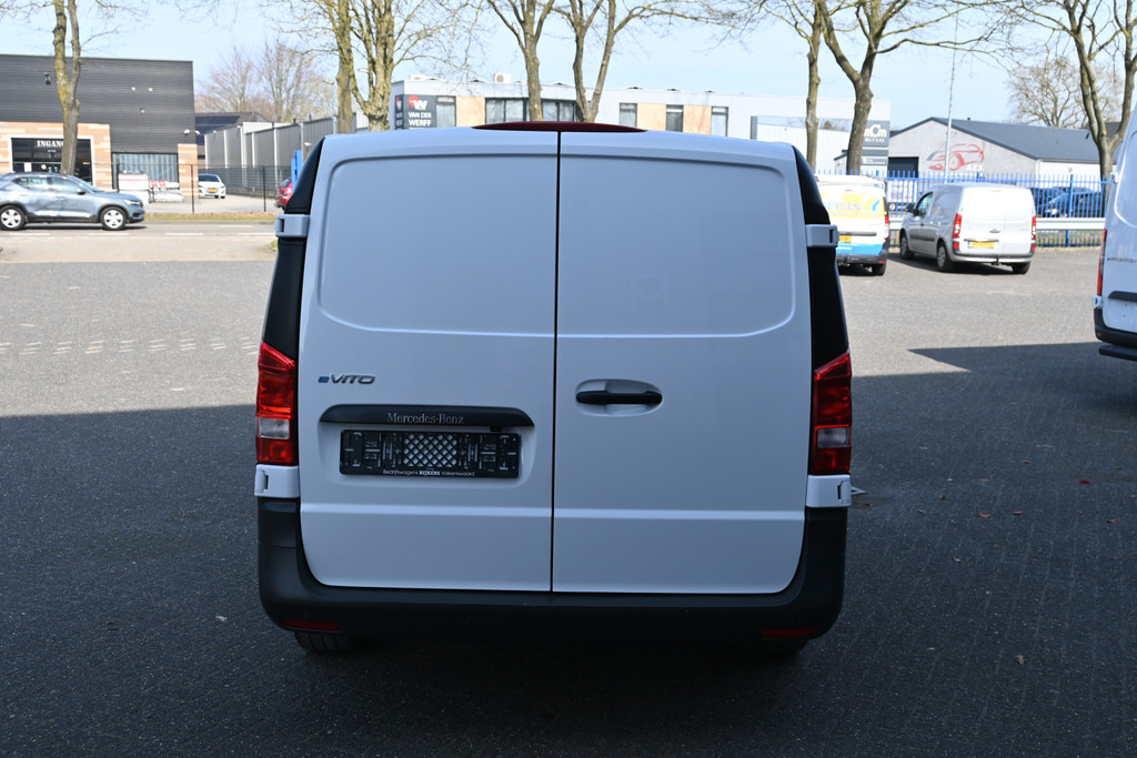 Mercedes-Benz eVito 9