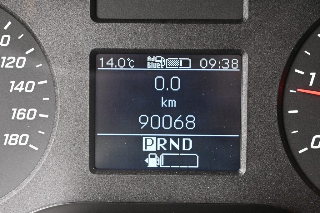 Mercedes-Benz Sprinter 10