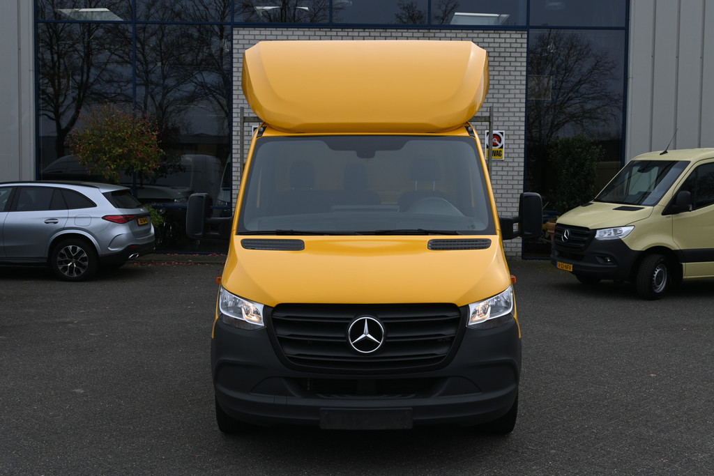 Mercedes-Benz Sprinter 2