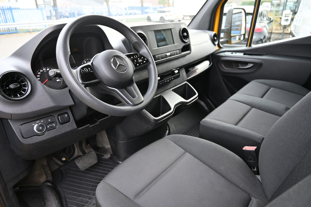Mercedes-Benz Sprinter 5