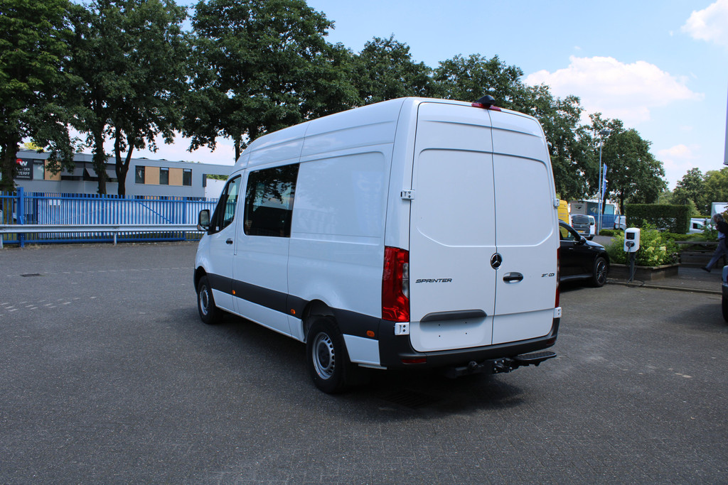 Mercedes-Benz Sprinter 2