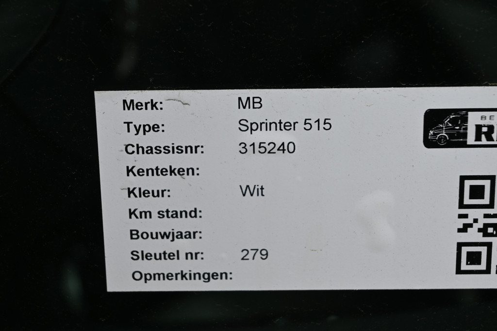 Mercedes-Benz Sprinter 14