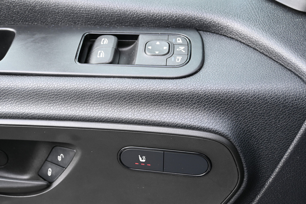 Mercedes-Benz Sprinter 17