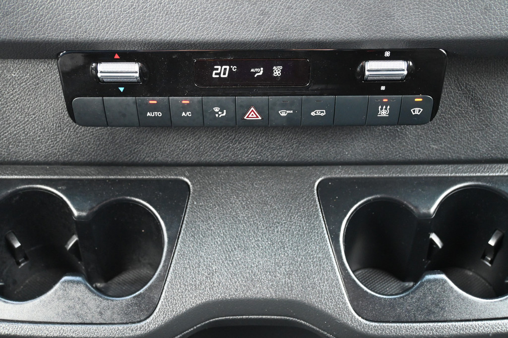 Mercedes-Benz Sprinter 18