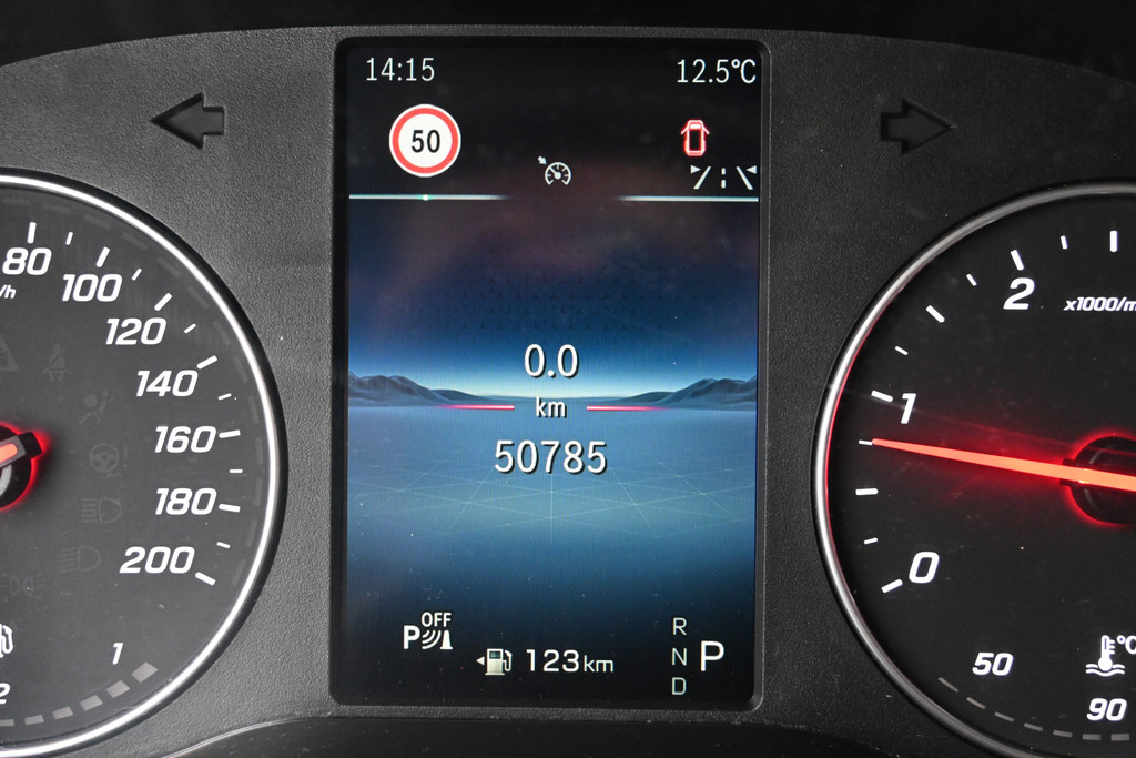 Mercedes-Benz Sprinter 15