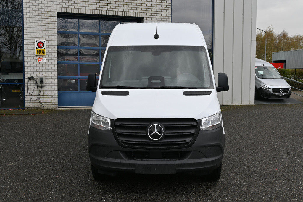 Mercedes-Benz eSprinter 1