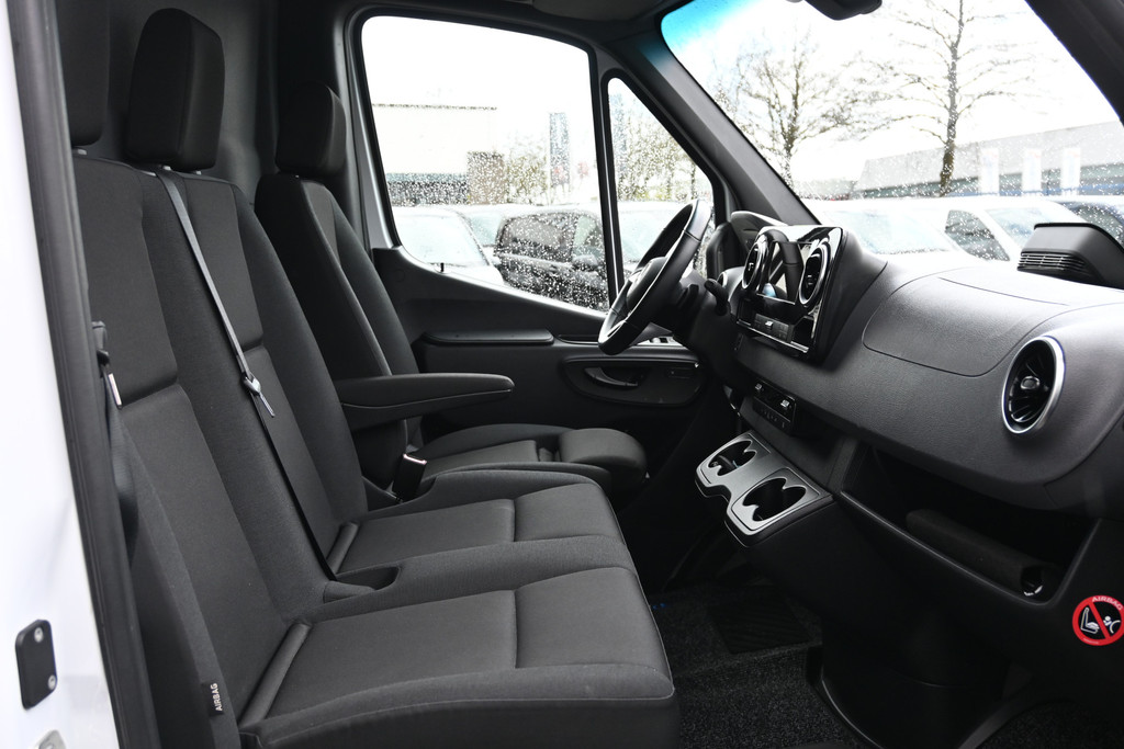 Mercedes-Benz eSprinter 7