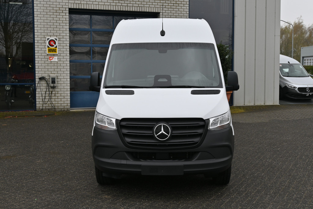 Mercedes-Benz eSprinter 1