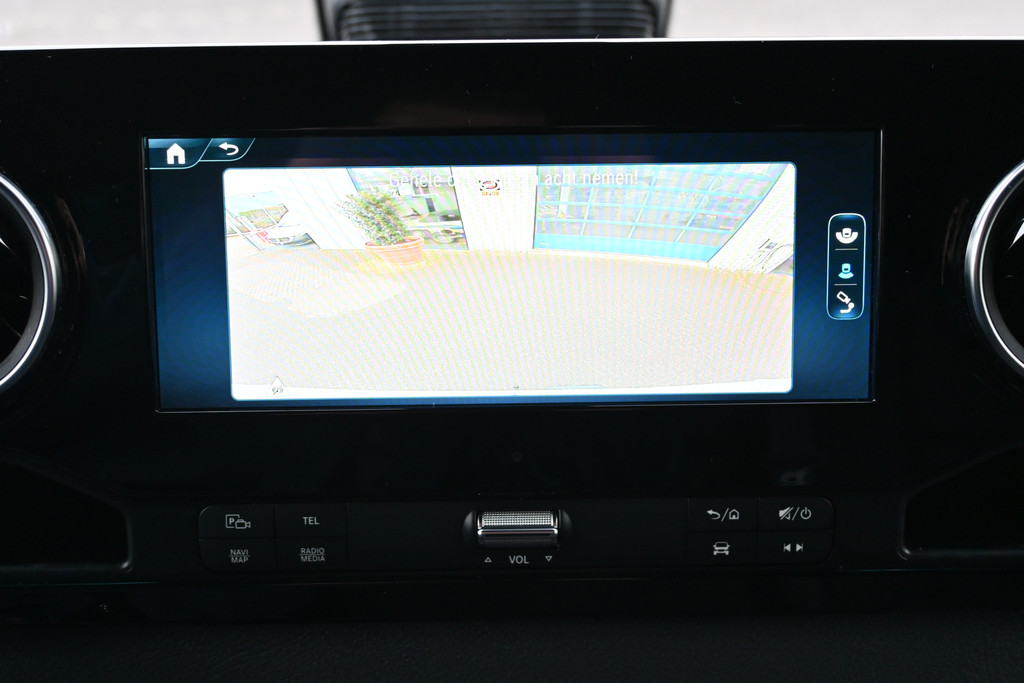 Mercedes-Benz eSprinter 17