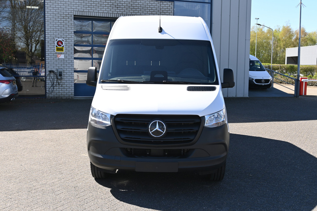 Mercedes-Benz eSprinter 1