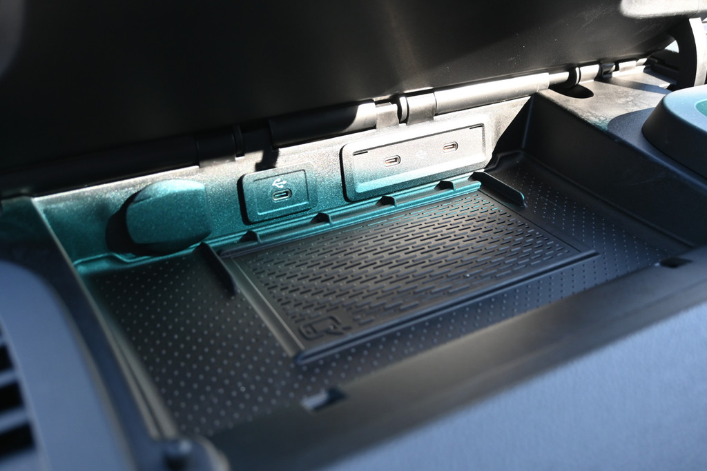 Mercedes-Benz eSprinter 16