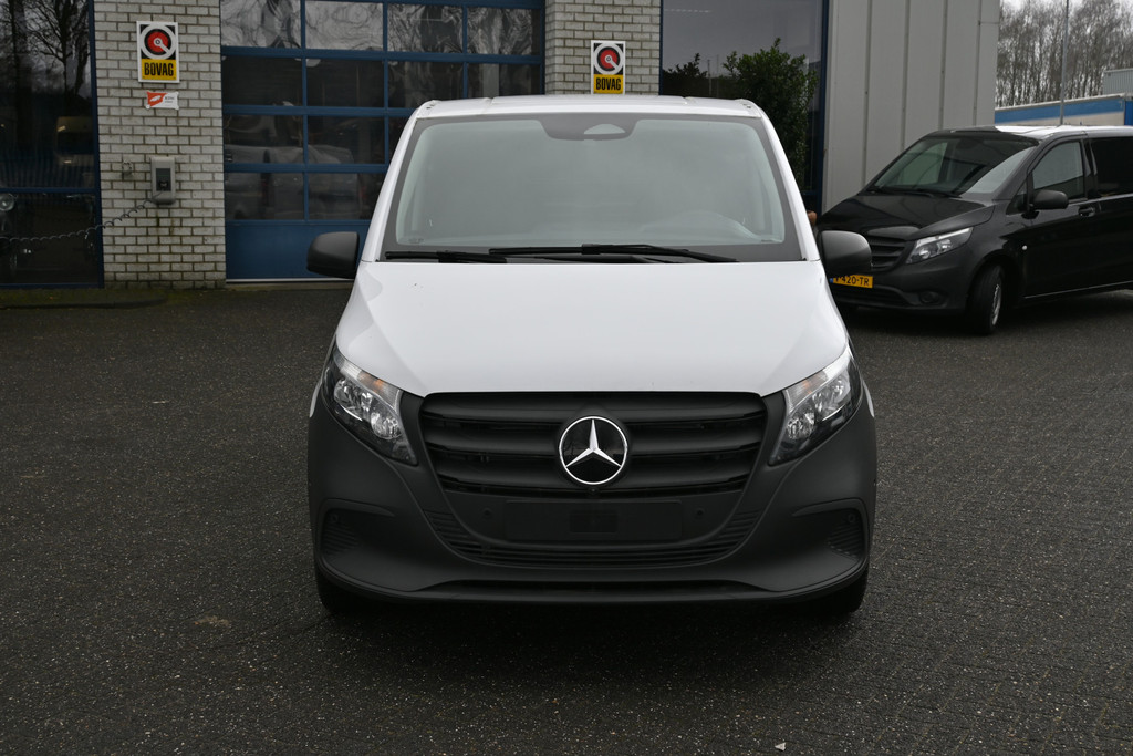 Mercedes-Benz Vito 1