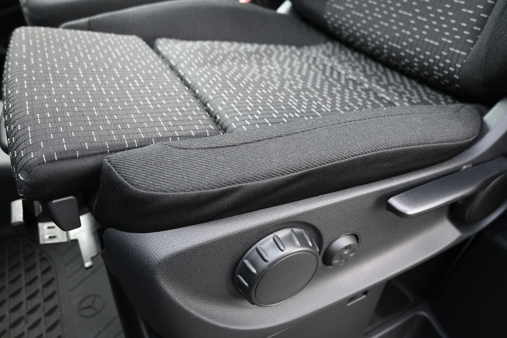 Mercedes-Benz Vito 16