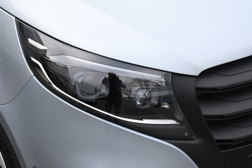 Mercedes-Benz Vito 12