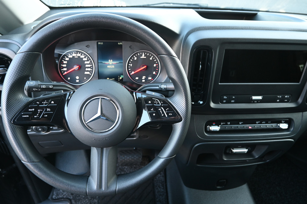 Mercedes-Benz Vito 14