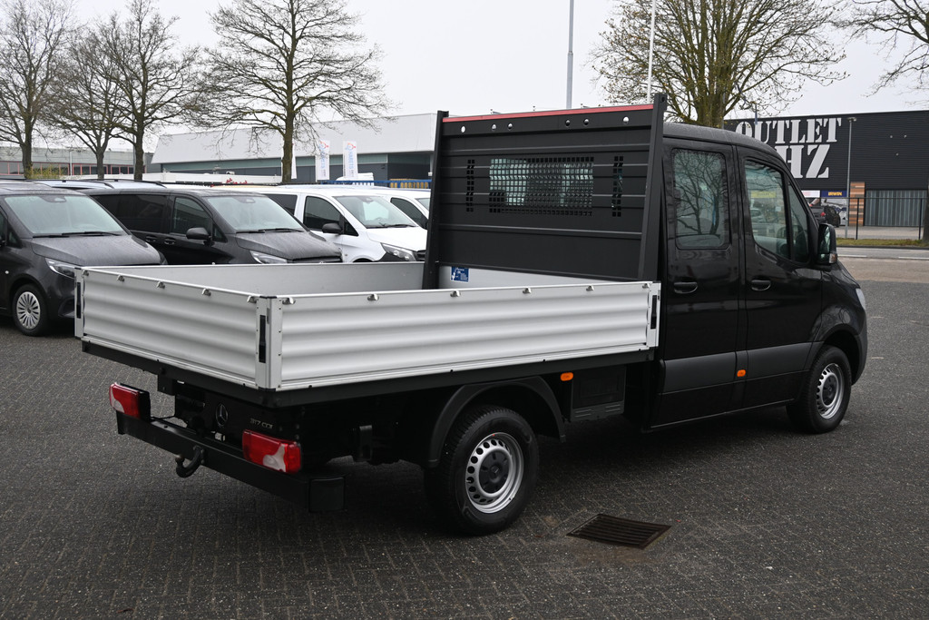 Mercedes-Benz Sprinter 2
