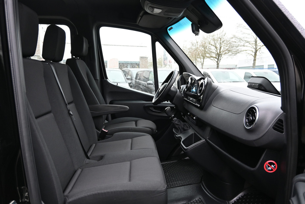 Mercedes-Benz Sprinter 7