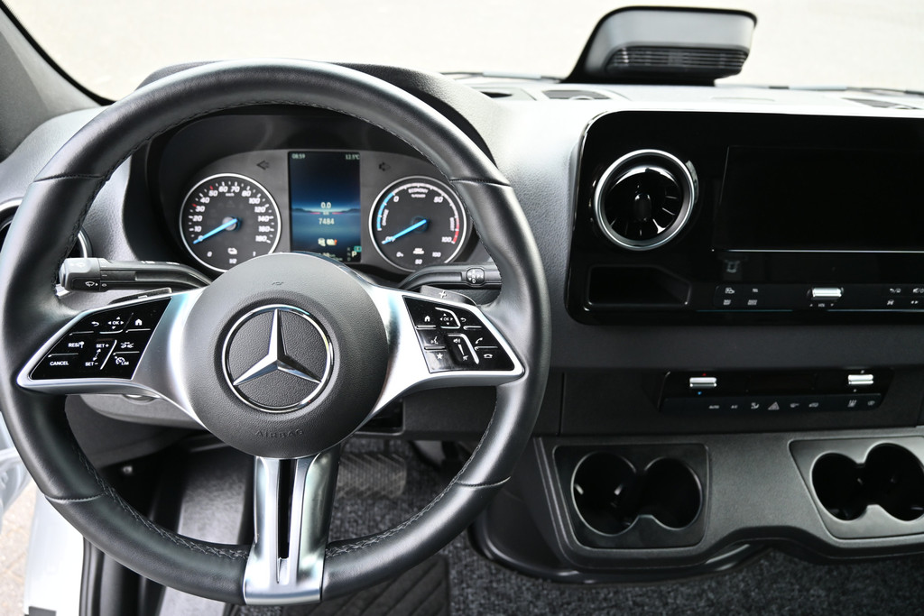 Mercedes-Benz eSprinter 14