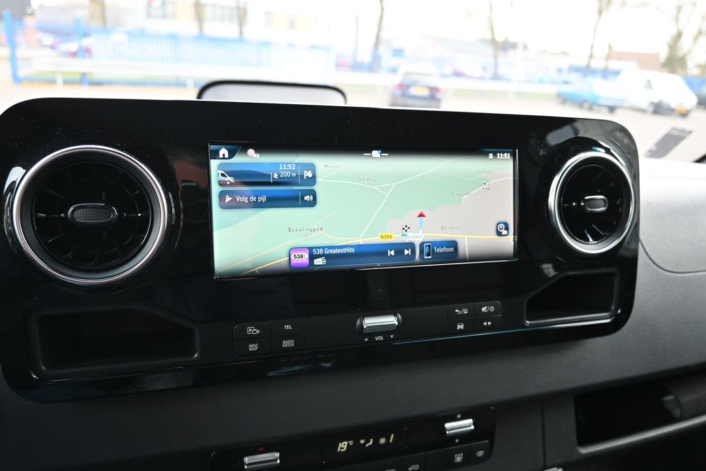 Mercedes-Benz eSprinter 7